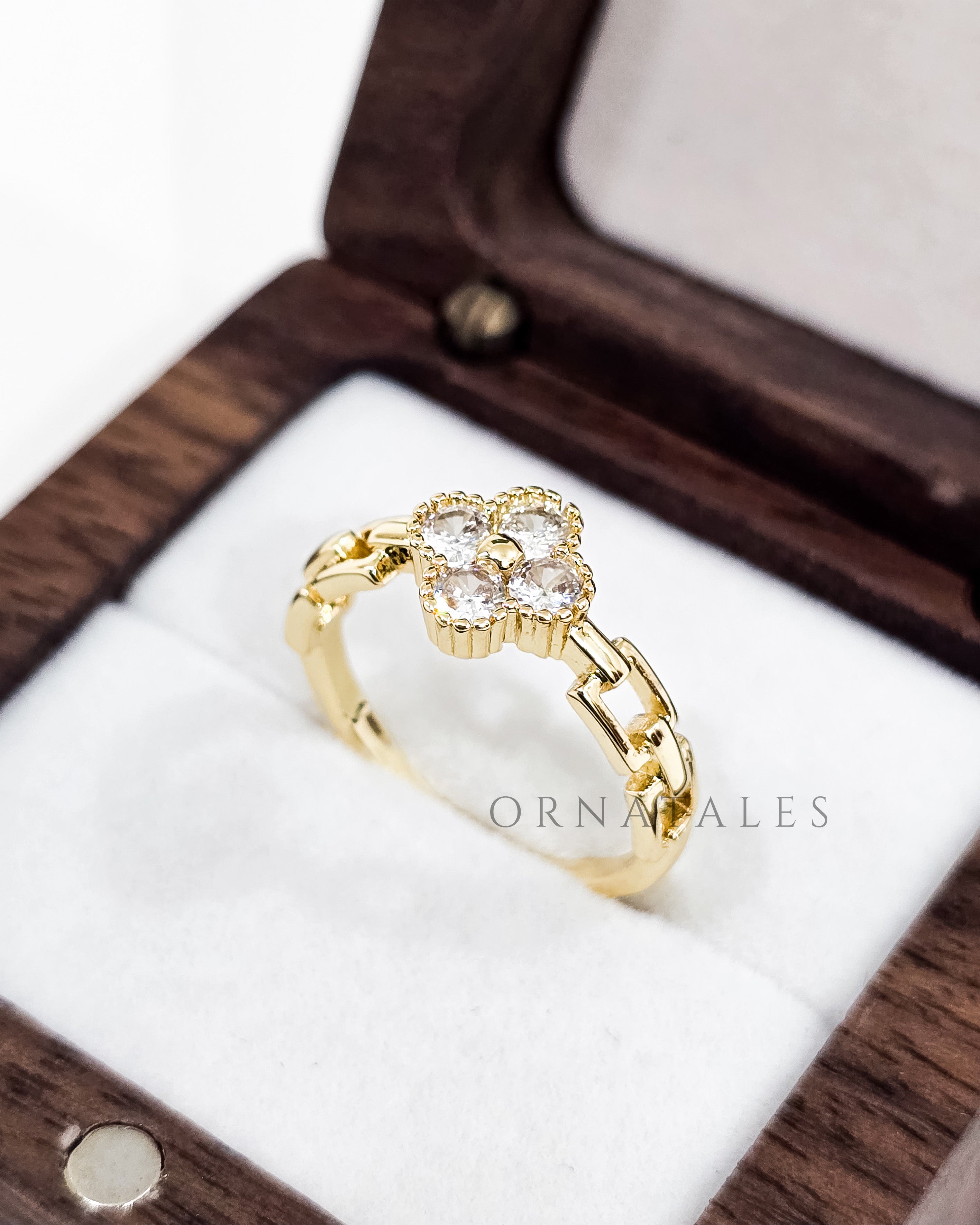 Gold Clover Link Ring – 925 Sterling Silver