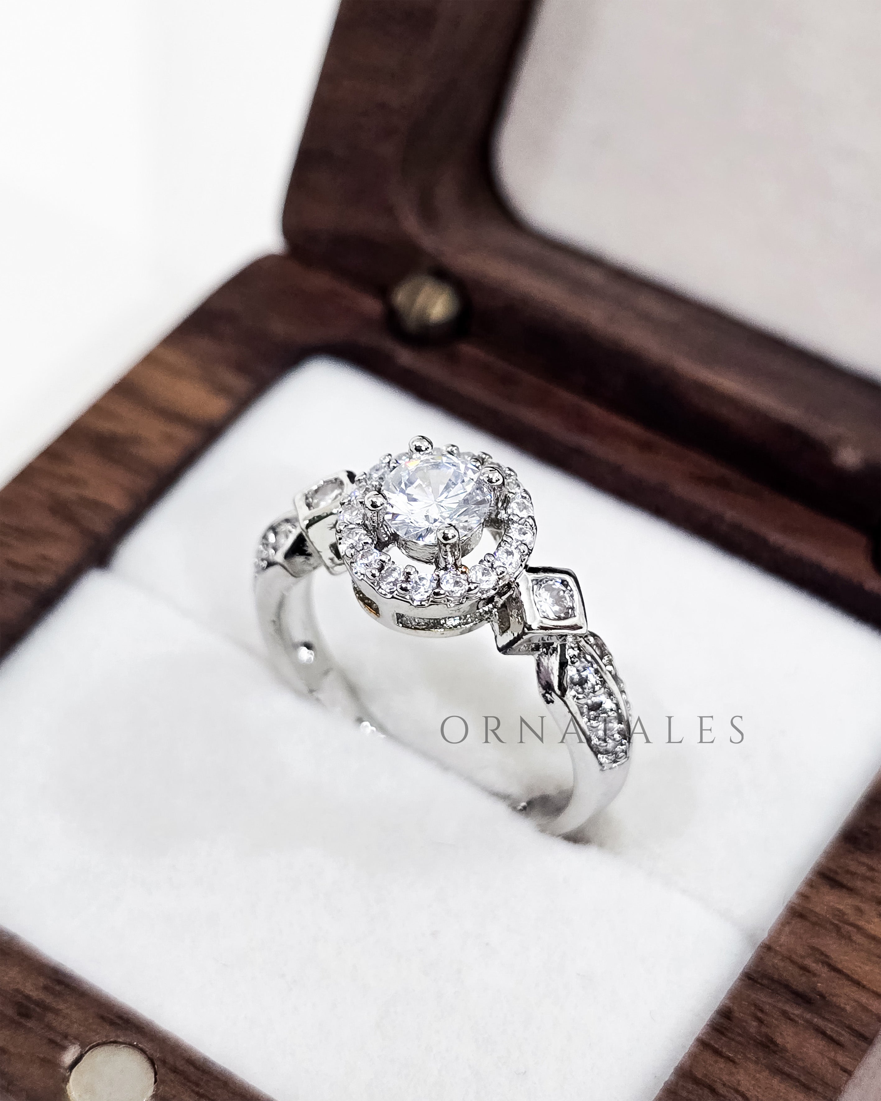 Eternal Spark – 925 Sterling Silver Halo Ring