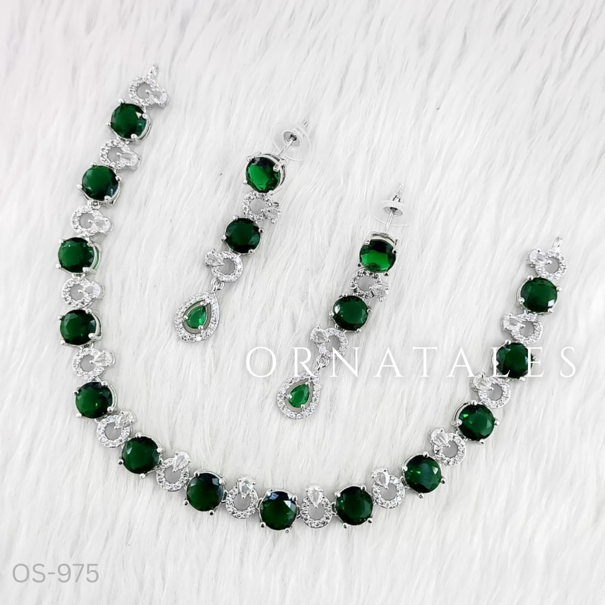 Emerald Green Diamond Cut Necklace Set featuring Elegant Round Radiance design with round-cut stones and diamond halo detailing – Perfect for Bridal Look – Ornatales