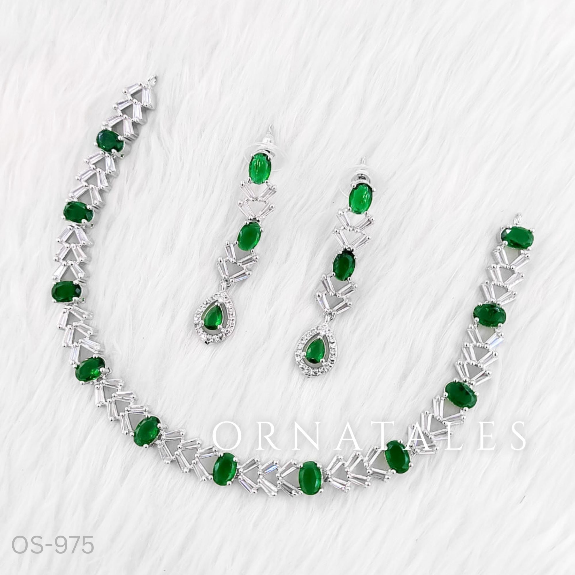 Emerald Green Diamond Cut Necklace Set featuring Luxe Crosslink Oval design with X-shaped diamond links and oval green stones – Bridal & Festive Jewellery – Ornatales