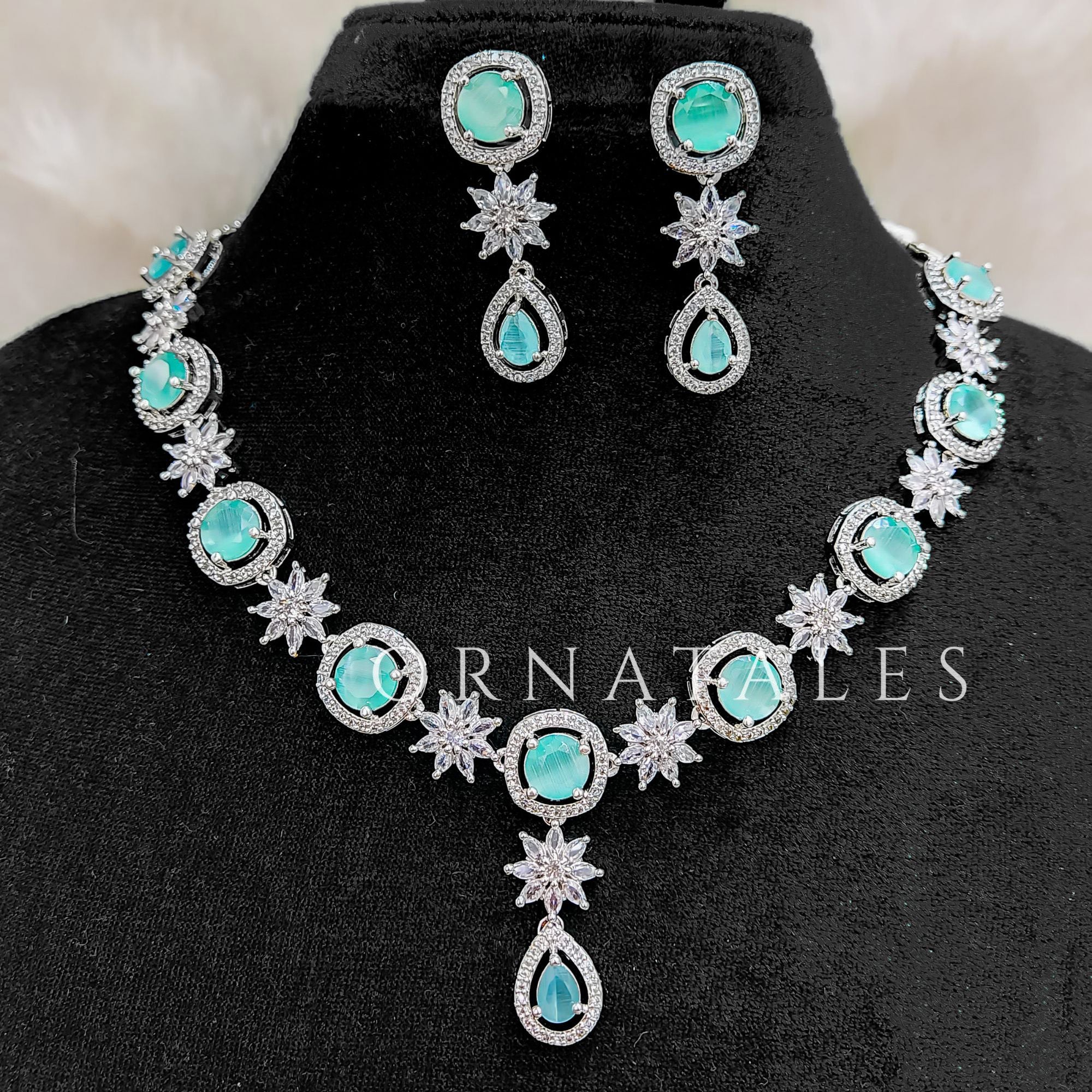 Mint Diamond Cut Necklace Set with starburst motif and teardrop accents – Ornatales