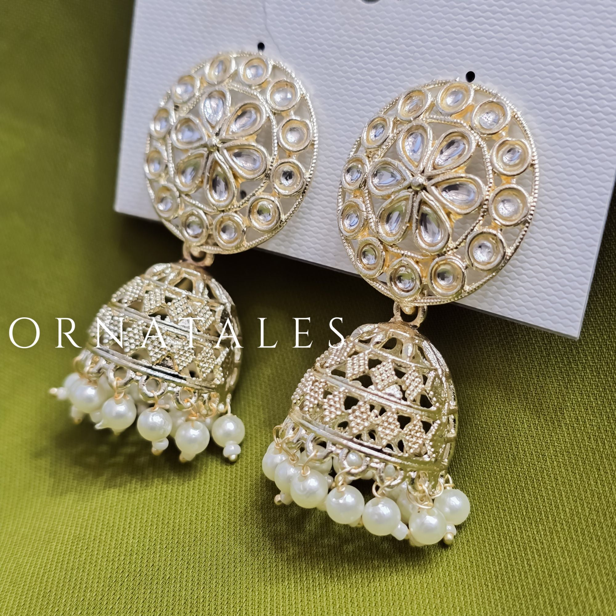 White Pakistani Jhumka Earrings featuring Multani Kundan design with Pearl Drops – Perfect for Bridal and Festive Look – Ornatales