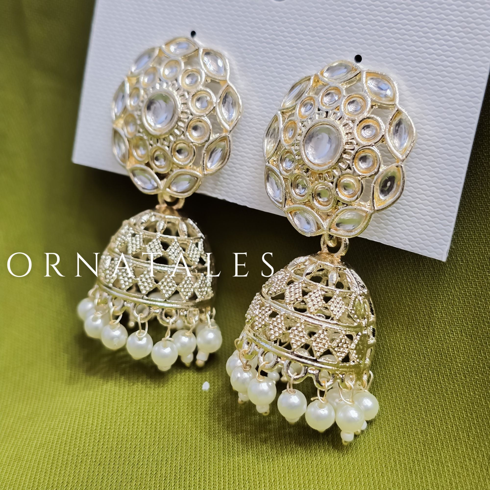White Pakistani Jhumka Earrings featuring Multani Kundan design with Pearl Drops – Perfect for Bridal and Festive Look – Ornatales